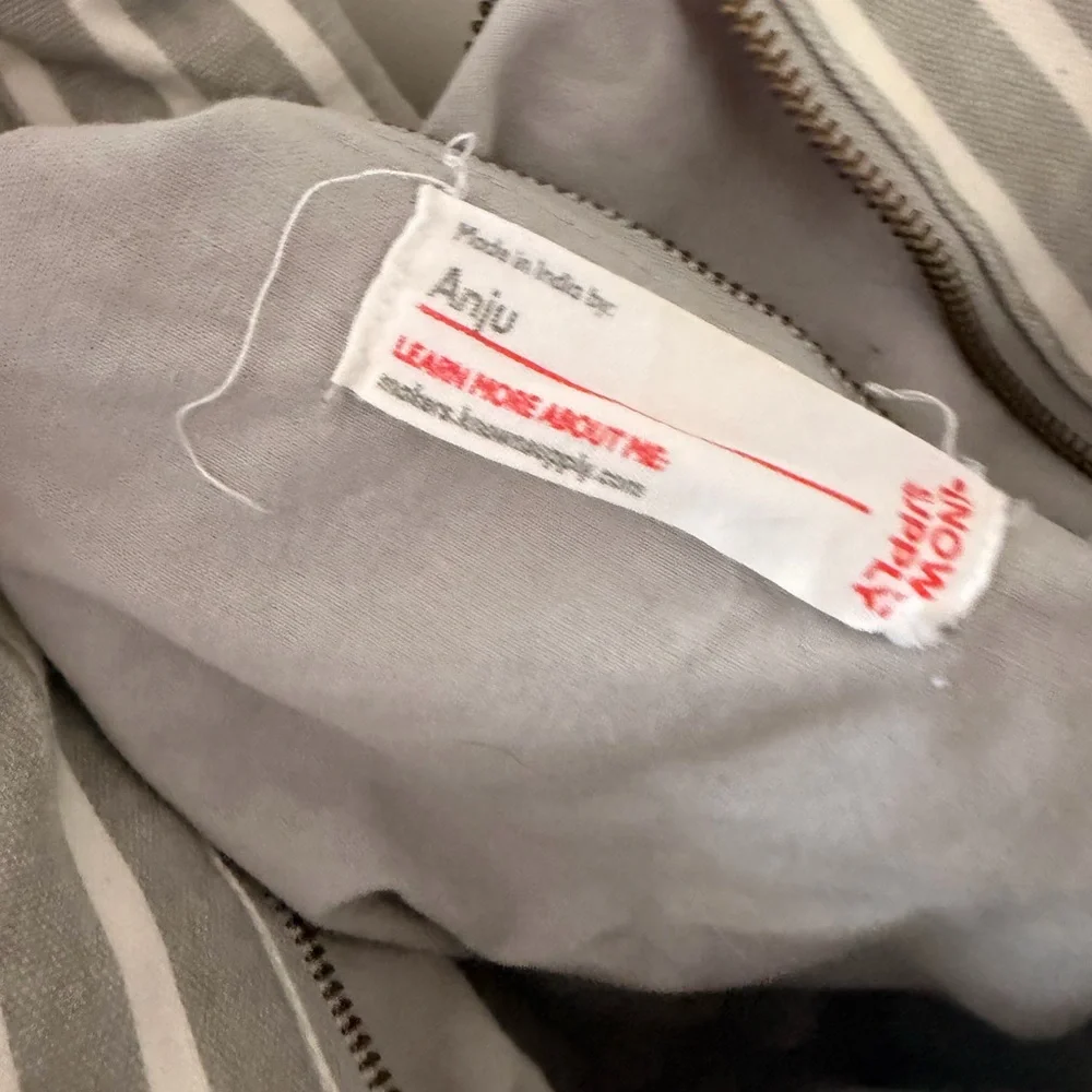 Know Supply Weekend Striped Gray and White Travel Bag Set with travel bags - Picture 4 of 8